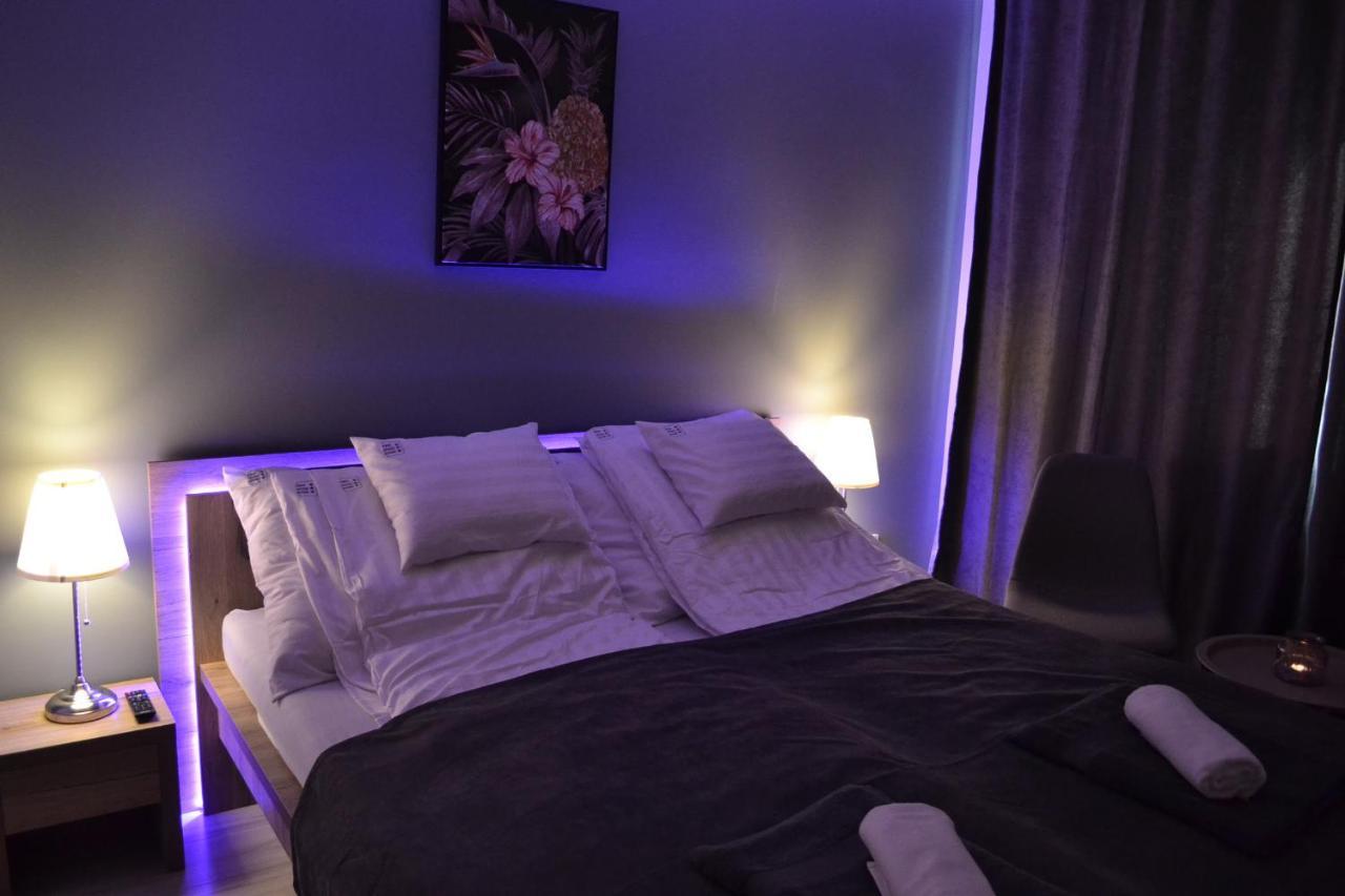 Fonix Design Rooms Дебрецен Экстерьер фото
